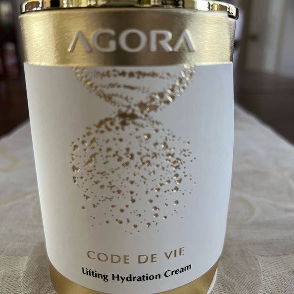 Agora Code De Vie Skincare Set - Cream, Black, Gold - Picture 3 of 5